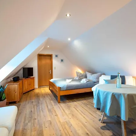 Im Reetdachhaus Holiday home *