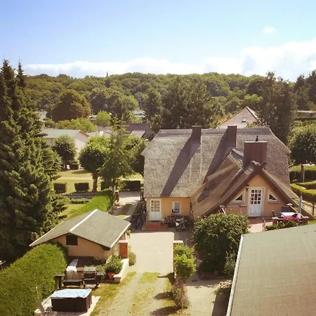 Im Reetdachhaus Ferienhaus